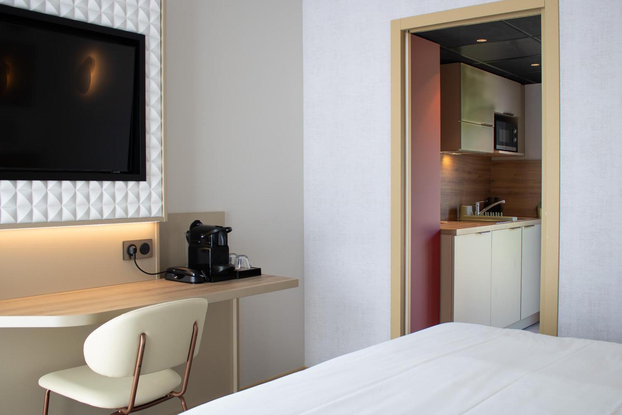Brit Hotel Nantes Vigneux - L'Atlantel Экстерьер фото