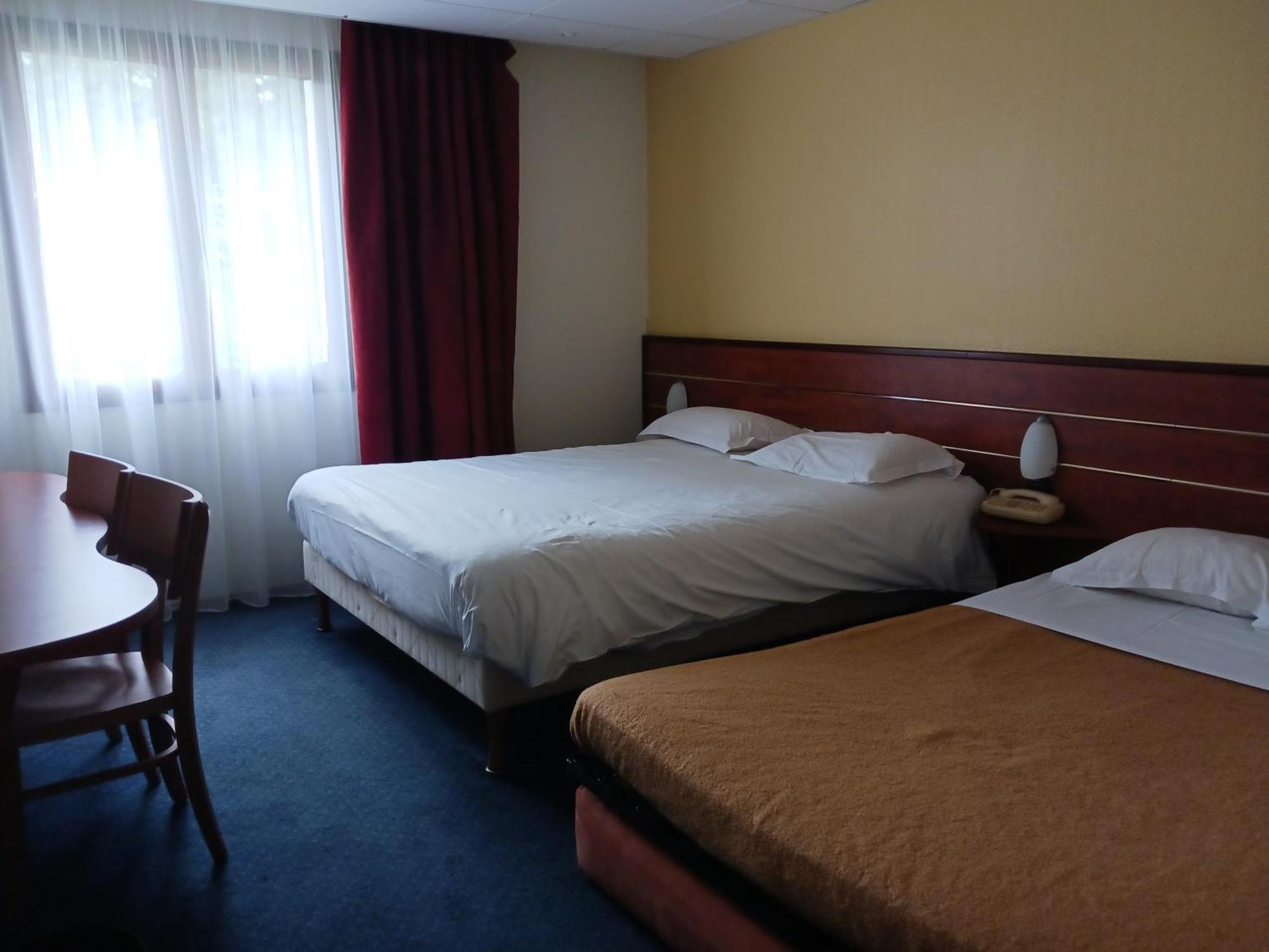 Brit Hotel Nantes Vigneux - L'Atlantel Экстерьер фото