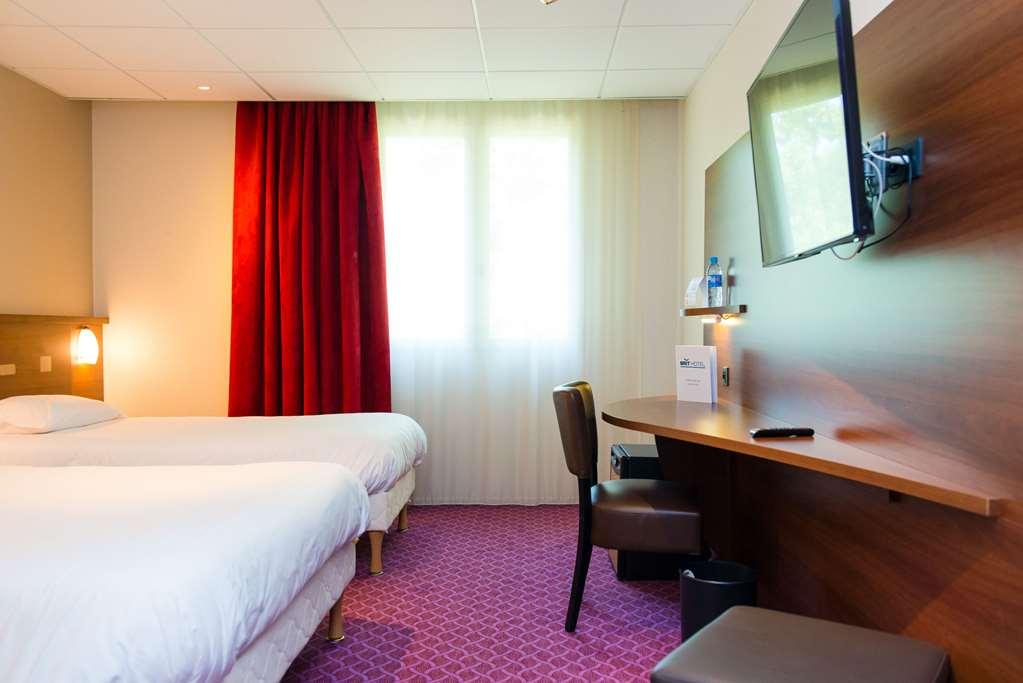Brit Hotel Nantes Vigneux - L'Atlantel Номер фото