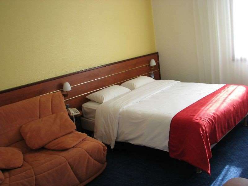 Brit Hotel Nantes Vigneux - L'Atlantel Номер фото